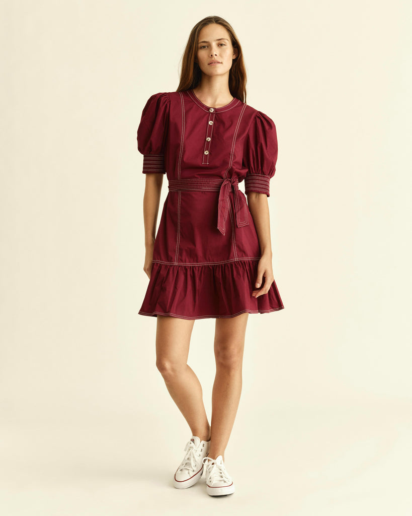 the bonnie mini dress maroon GD26 Dress-Maroon – Cartolina Top Sequins Color:Cream/Navy Carefully crafted in a My Short Torso Style