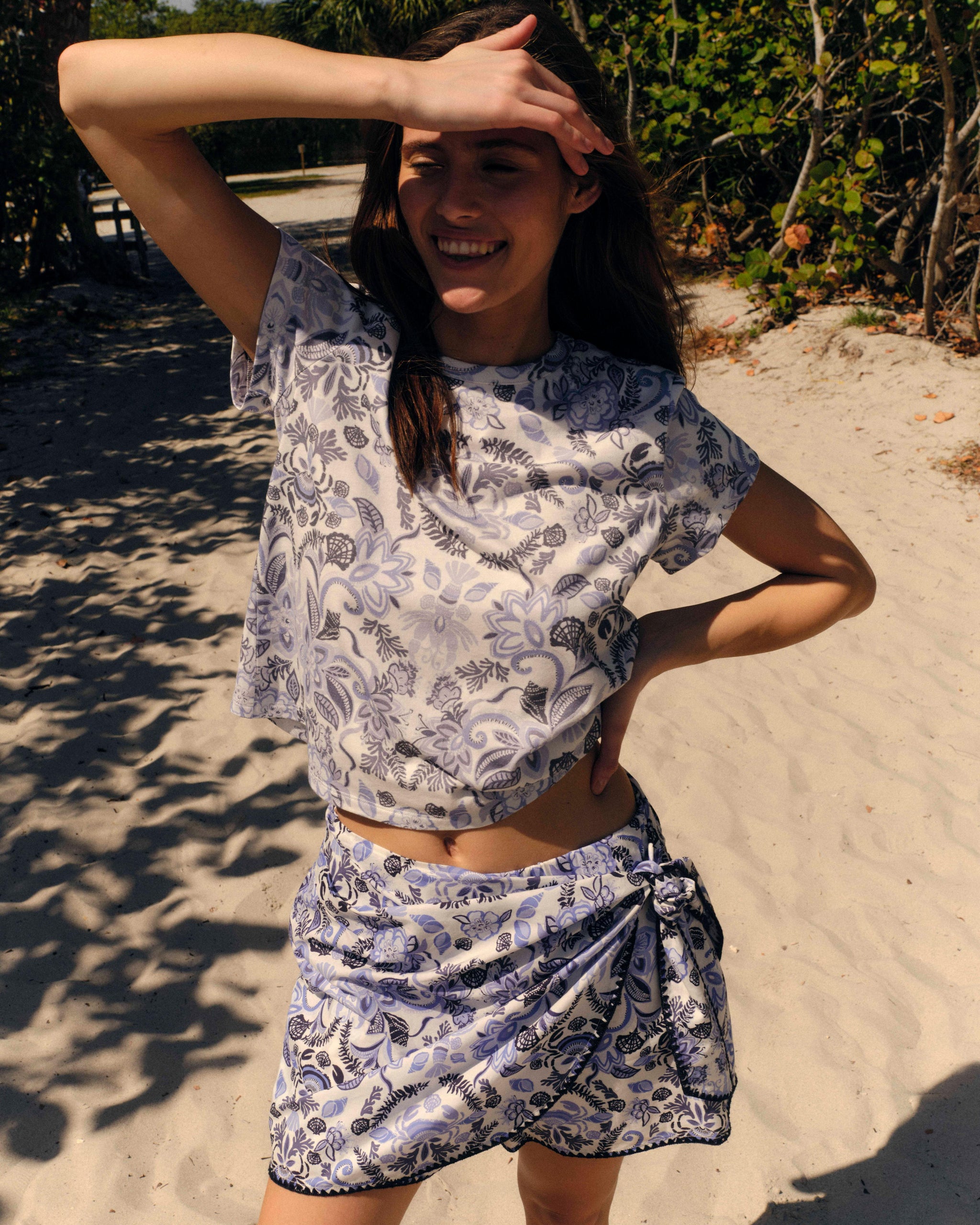 SU26 Chloe Top-Poppy – Cartolina